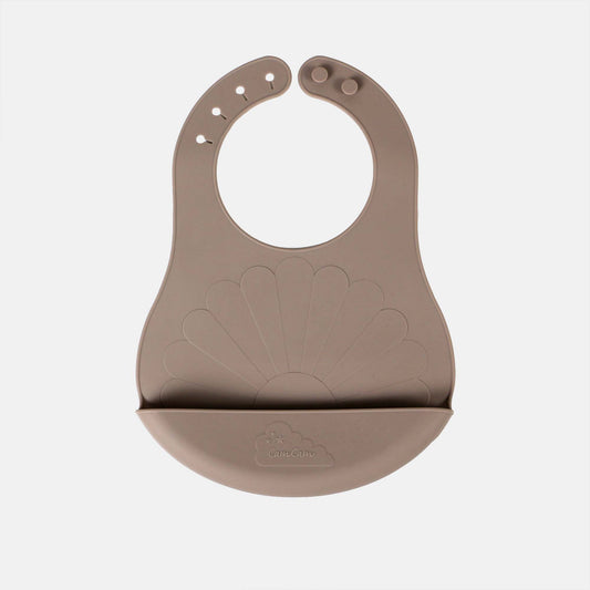 Silikon Lätzchen von Cam Cam Copenhagen in Taupe